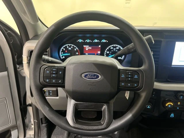 New 2026 Oxford White Ford F-250® XL image 10