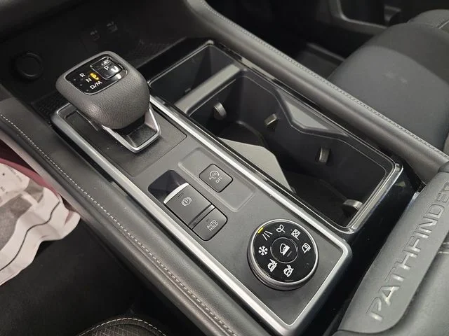 Used 2025 Gun Metallic Nissan SV image 28