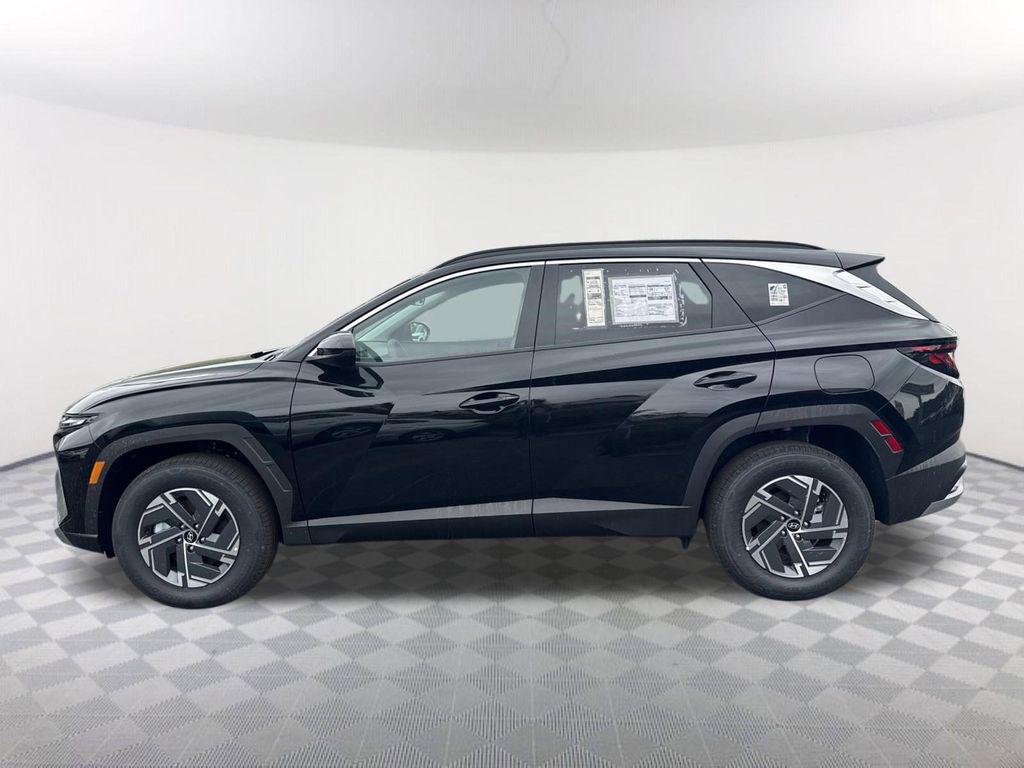 New 2025 Gray Hyundai Blue image 8