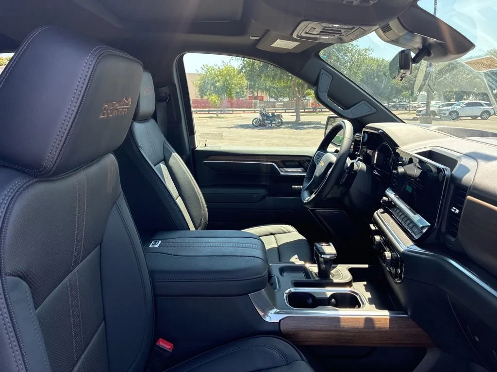 2026 Chevrolet Silverado 1500 High Country - Photo 28
