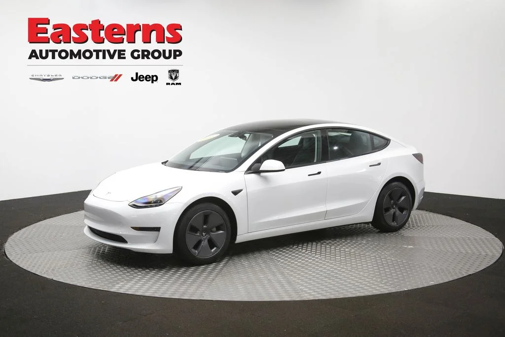 Used 2023 White Tesla Base image 53