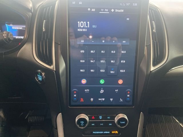 Used 2022 Gray Ford SEL image 16