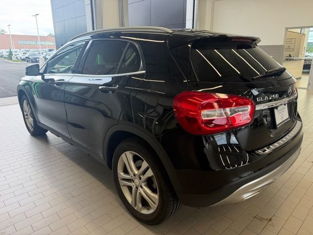Used 2016 Black Mercedes-Benz GLA 250 image 5