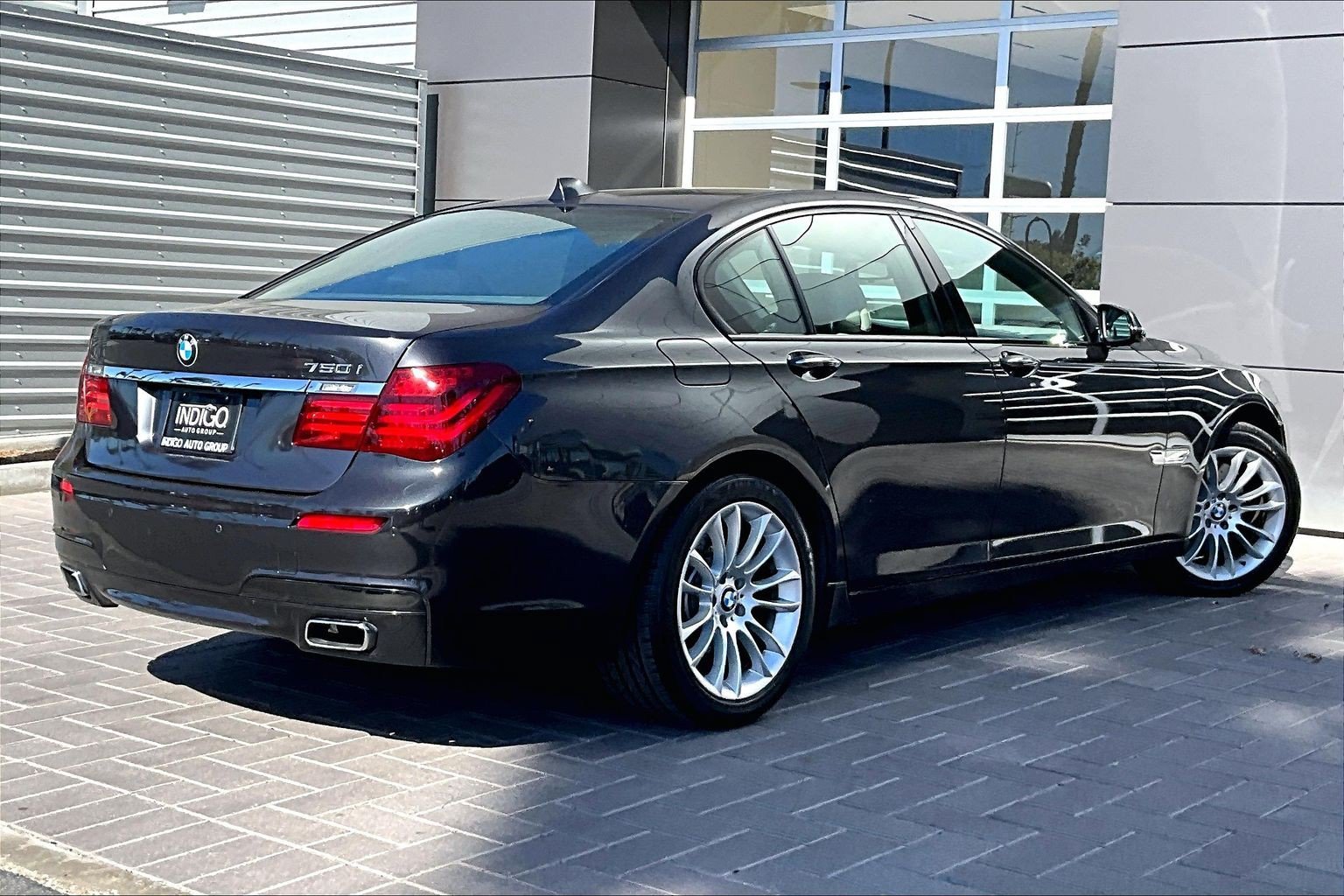 Used 2014 Gray BMW 750i image 13