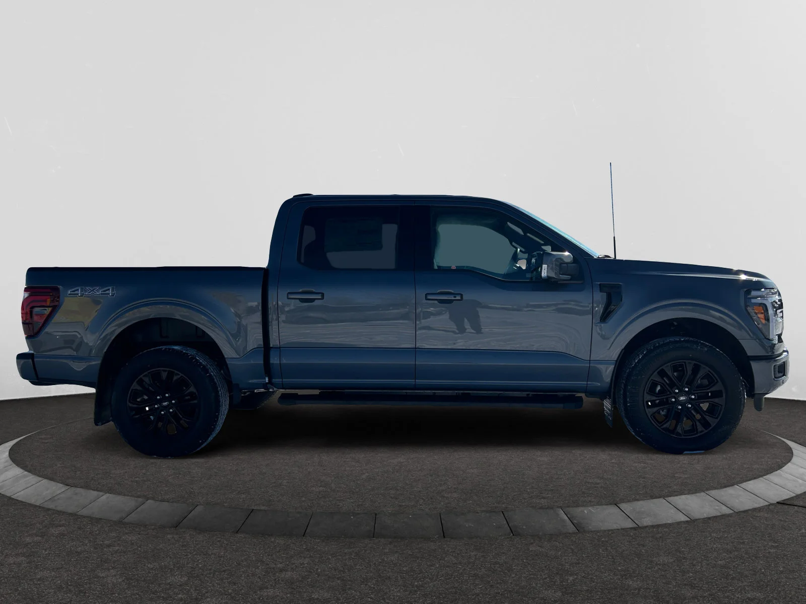 New 2026 Carbonized Grey Metallic Ford Lariat image 6