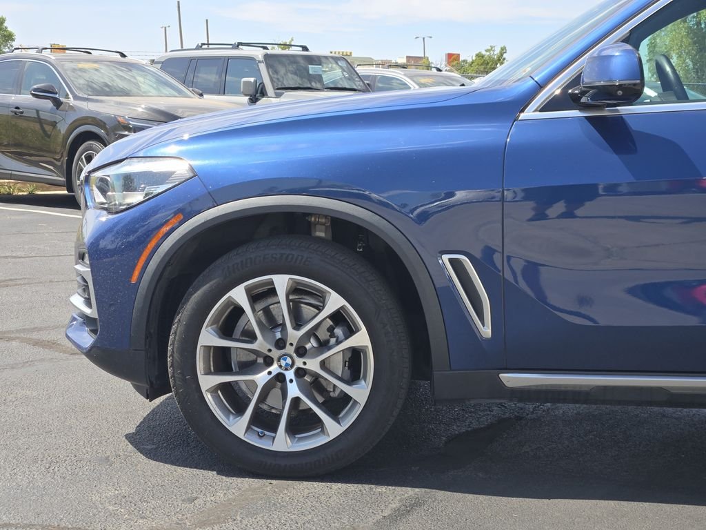 Used 2021 Blue BMW xDrive40i image 8