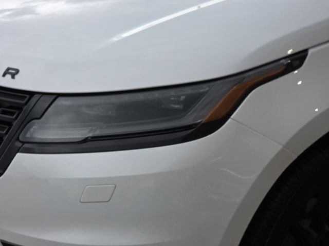 New 2026 Ostuni Pearl White Land Rover Belgravia Edition image 21