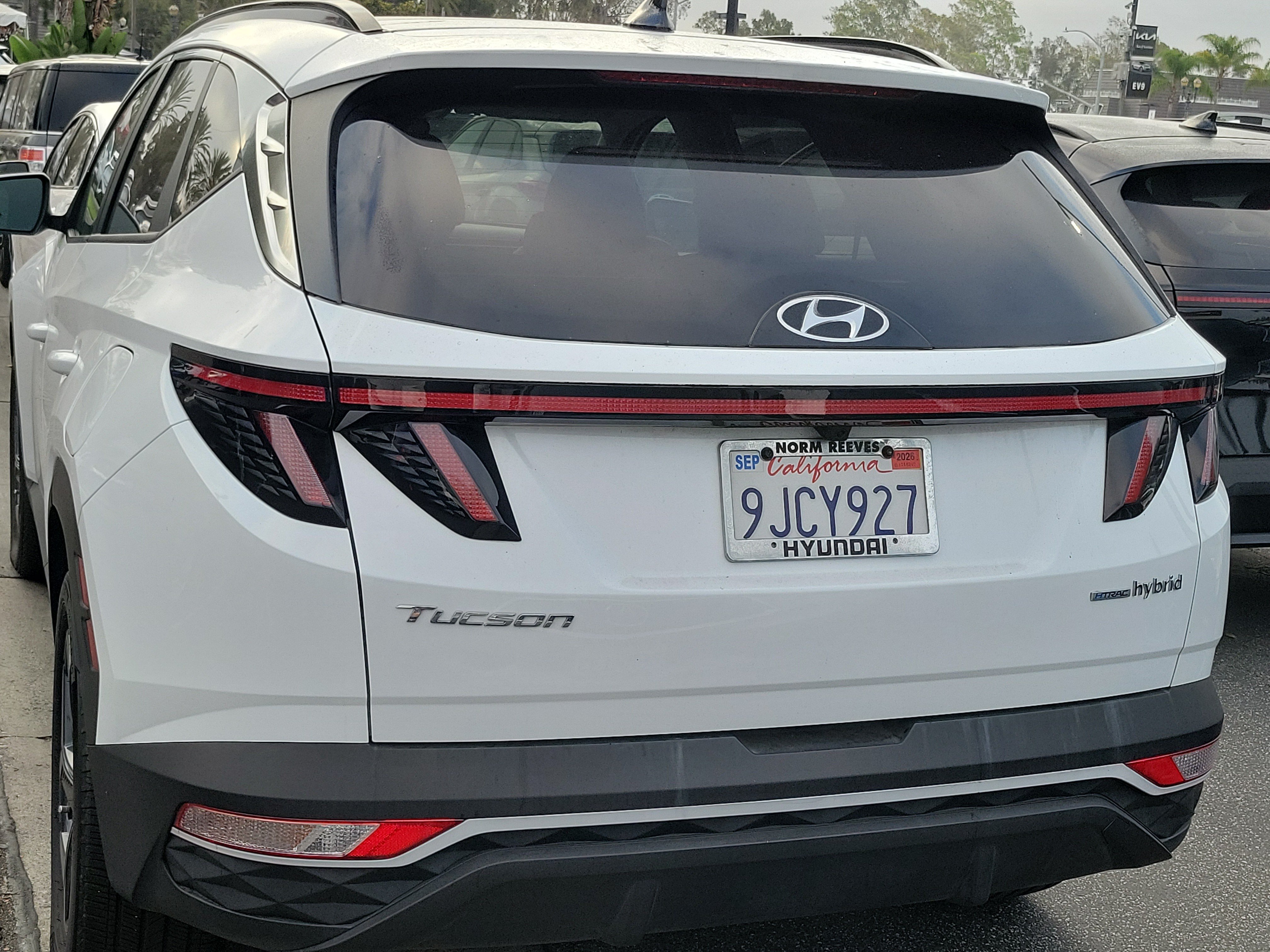 Certified Used 2024 White Pearl Hyundai SEL Convenience image 5