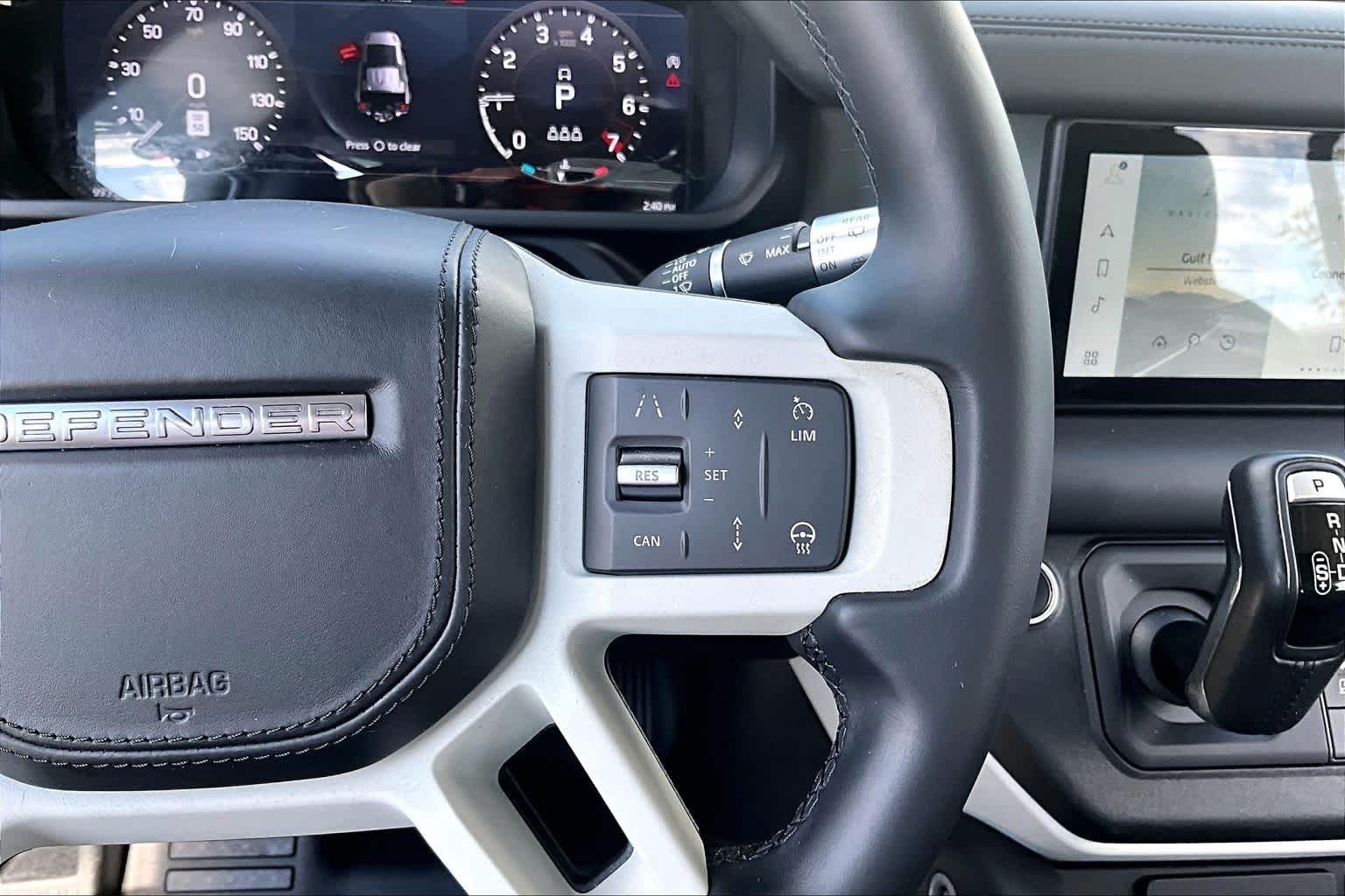Used 2020 Eiger Grey Metallic Land Rover HSE image 21