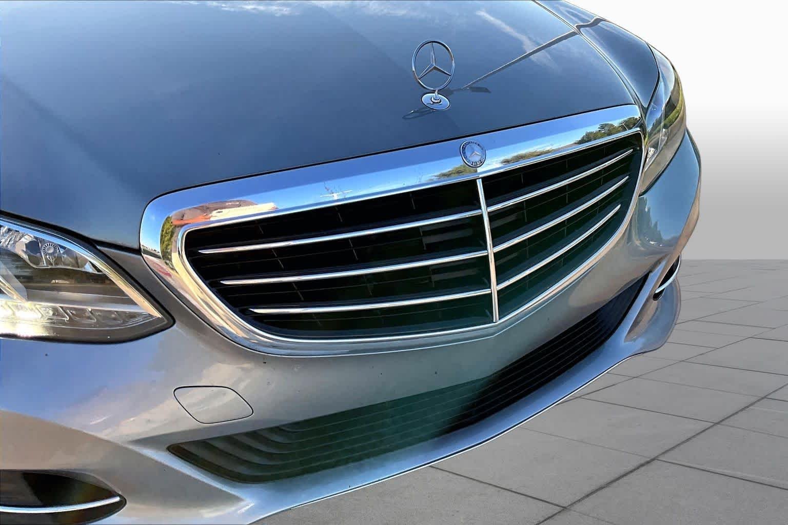 Used 2014 Palladium Silver Metallic Mercedes-Benz E 350 Luxury image 27