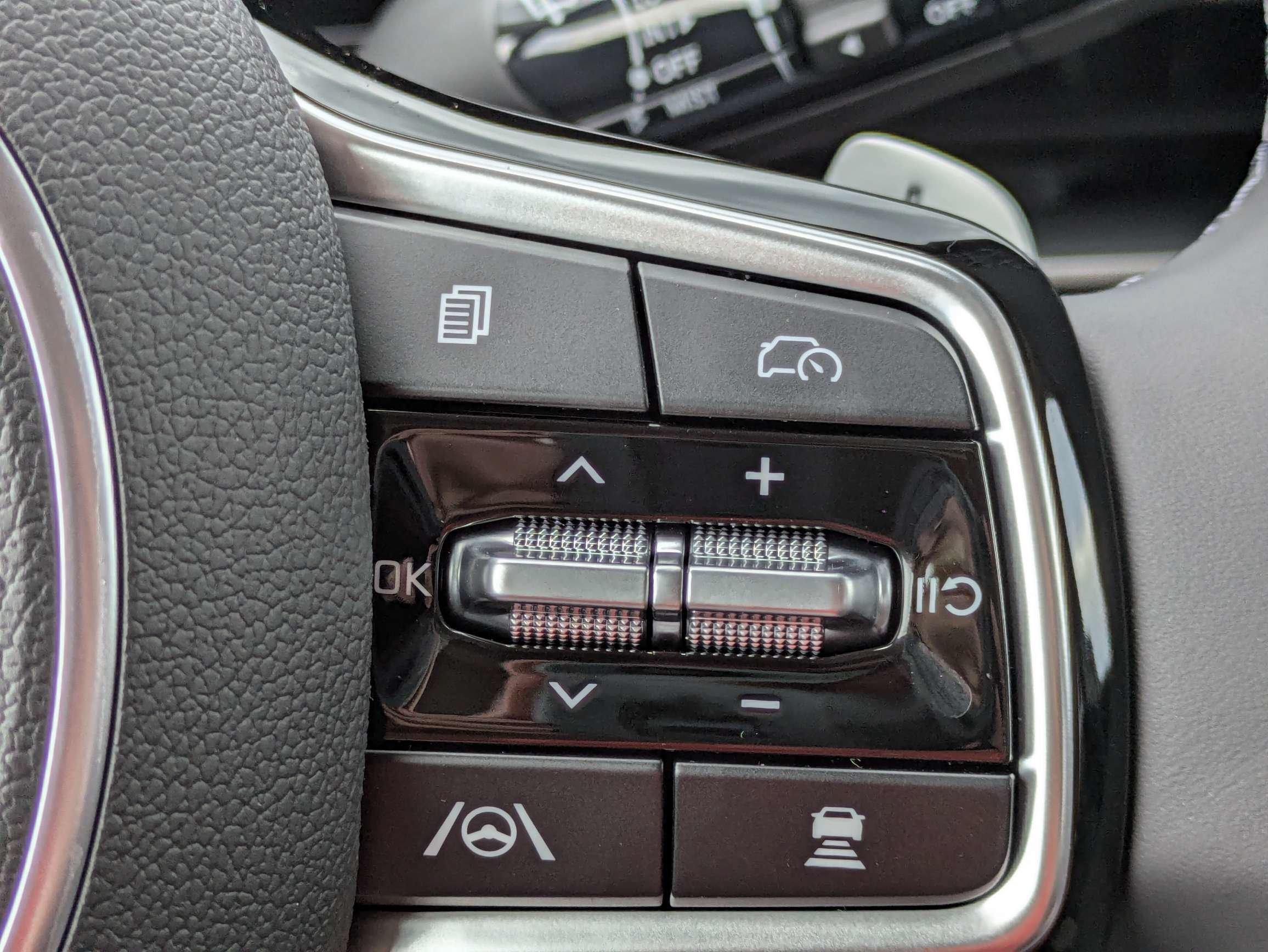 New 2026 Snow White Pearl Kia EX image 34