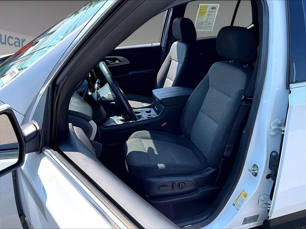 Used 2023 White Chevrolet LT image 10