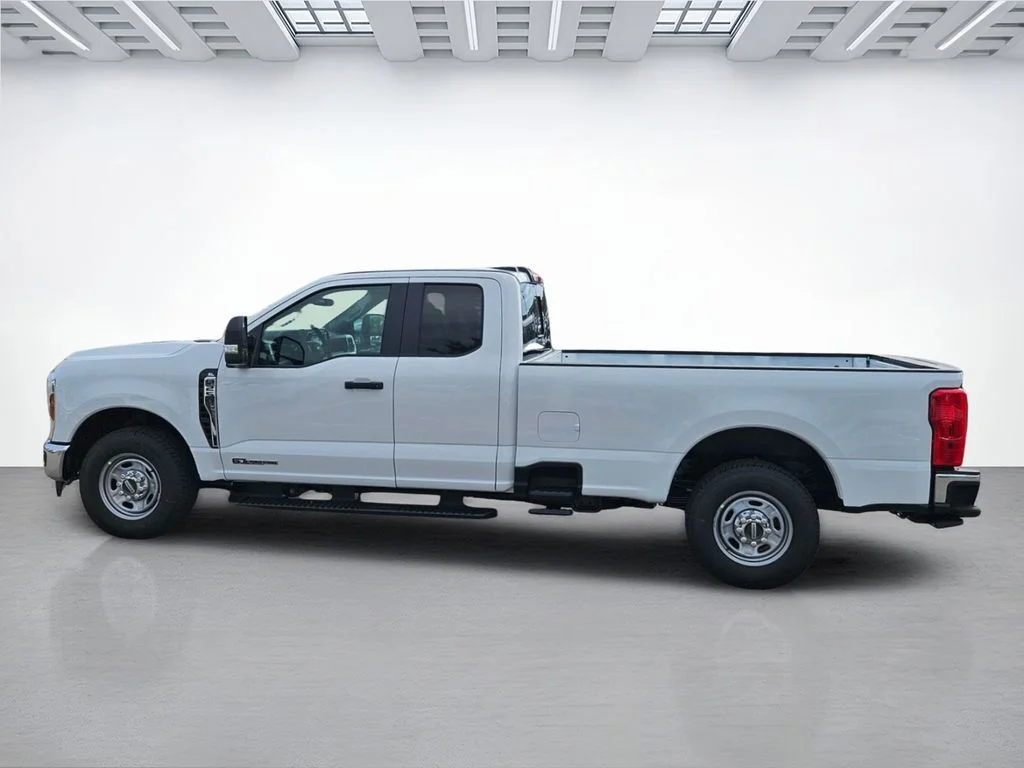 2026 Ford F-250 Super Duty XL - Photo 8