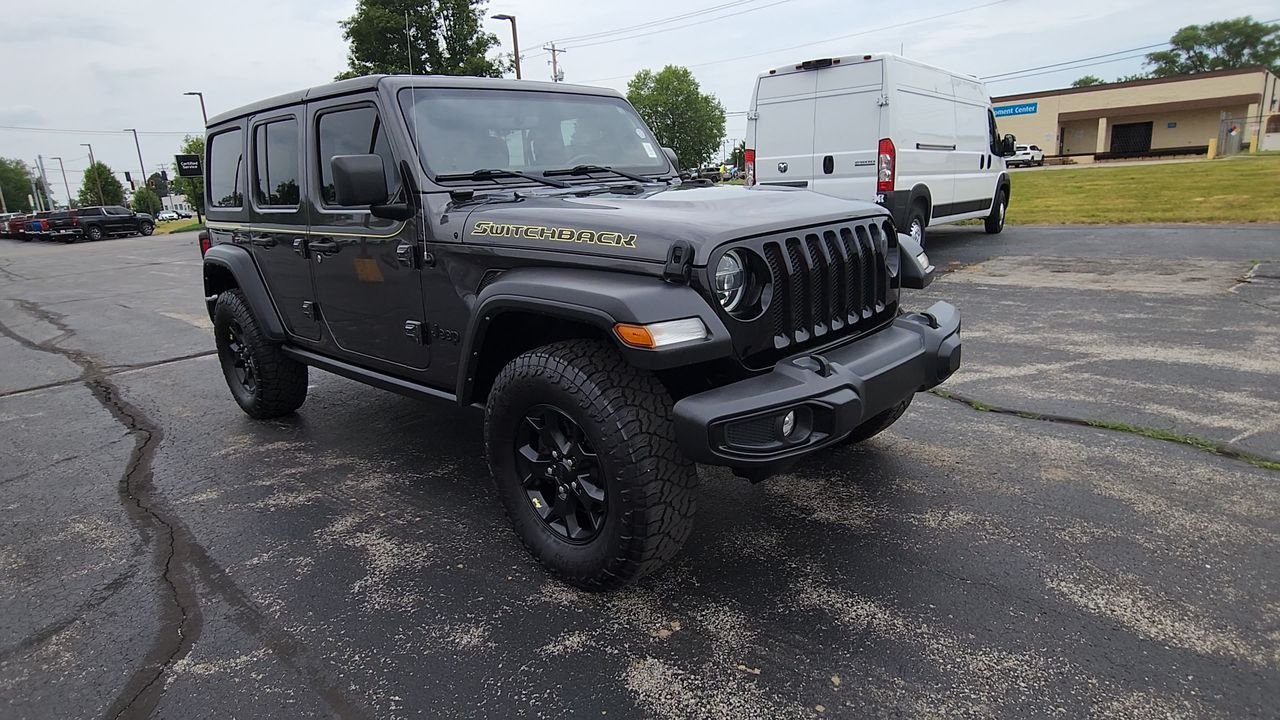 Used 2022 Granite Crystal Metallic Clearcoat Jeep Unlimited Willys image 2
