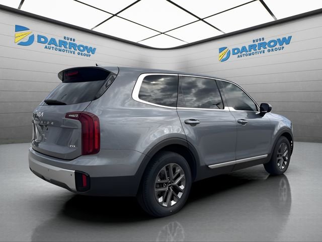 Used 2023 Silver Kia LX image 5