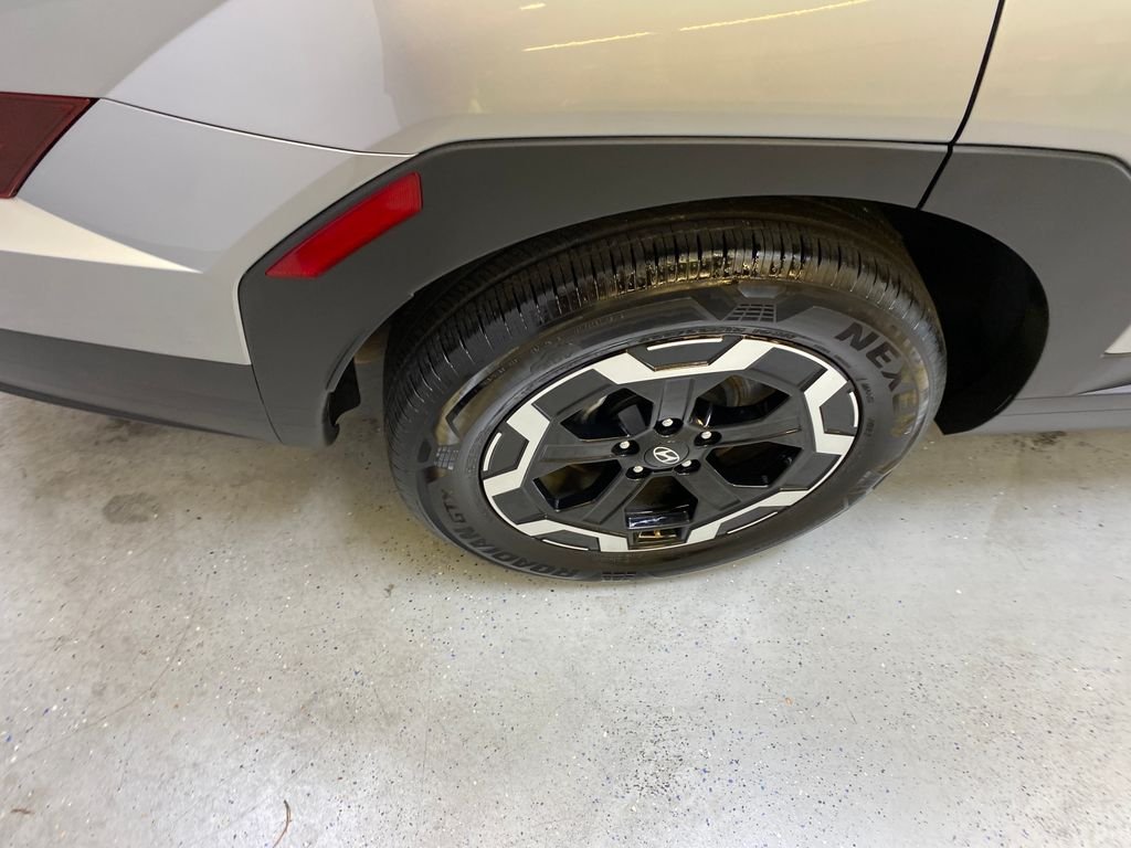 Used 2026 Silver Hyundai SEL image 13