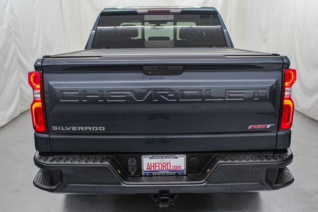 Used 2019 Shadow Gray Metallic Chevrolet RST image 8
