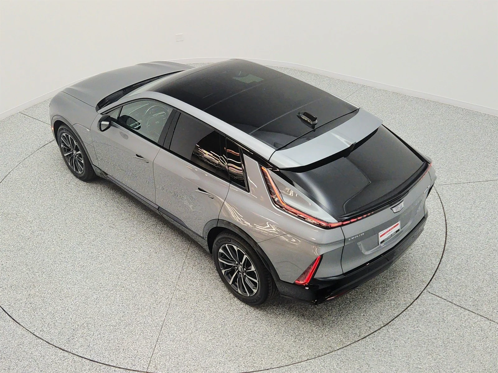 Used 2026 Argent Silver Metallic Cadillac 4dr Premium Sport image 28