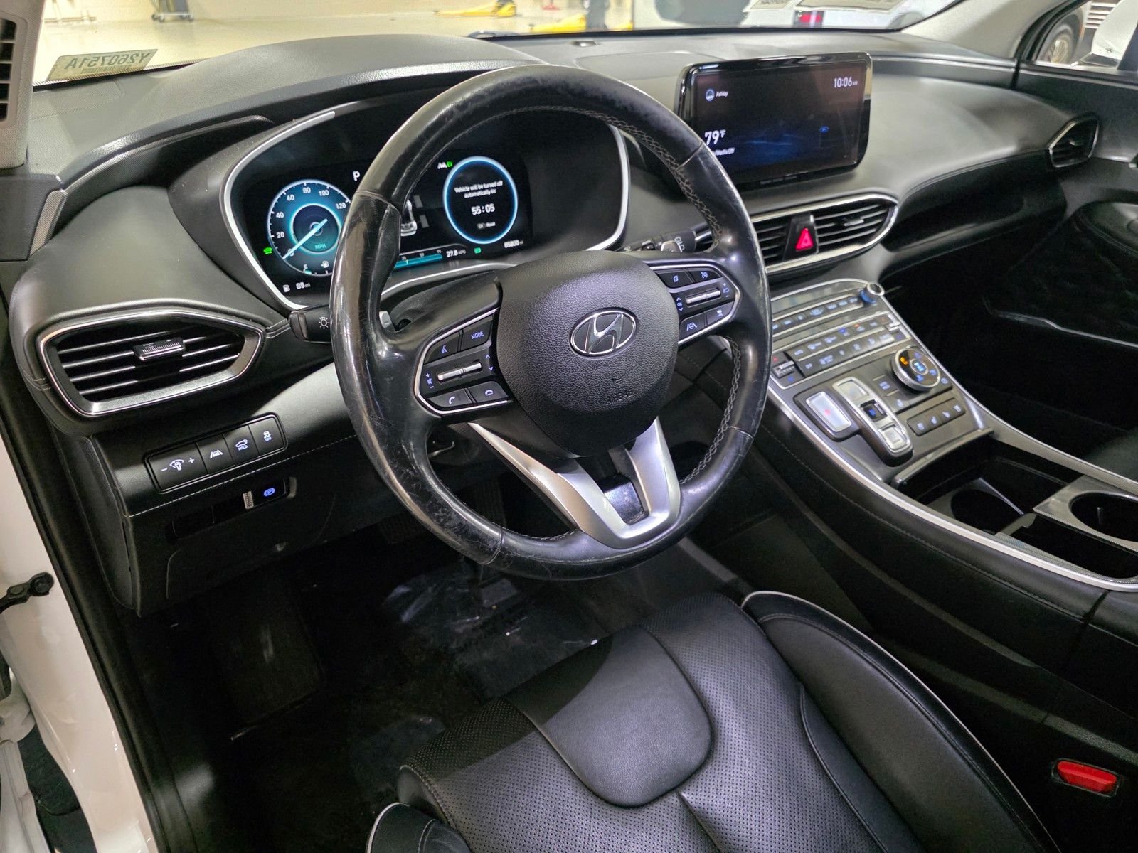 Used 2021 Cream White Hyundai Limited image 25