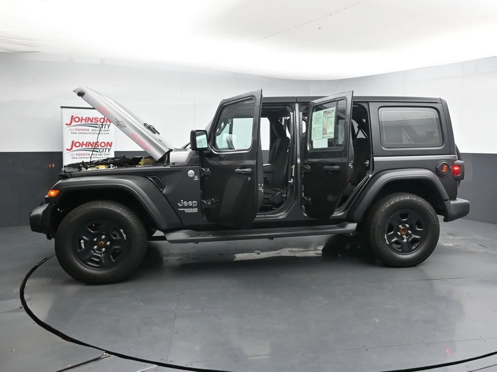 Used 2021 Gray Jeep Unlimited Sport image 39