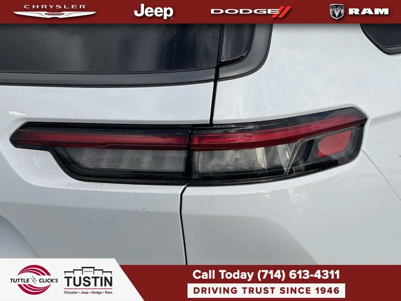 New 2026 Bright White Clear-Coat Exterior Paint Jeep 85th Anniversary Edition image 15
