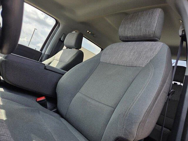 Used 2024 Oxford White Ford XLT image 13