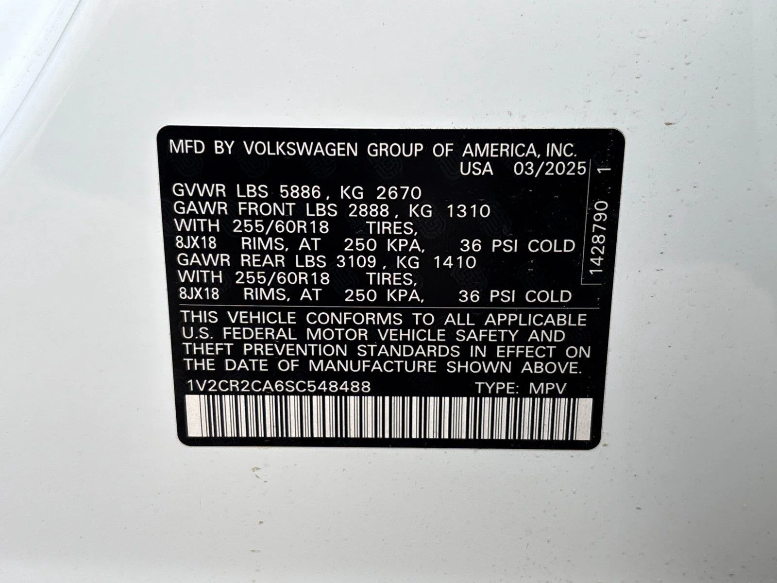 New 2025 Pure White Volkswagen 2.0T Peak Edition image 12