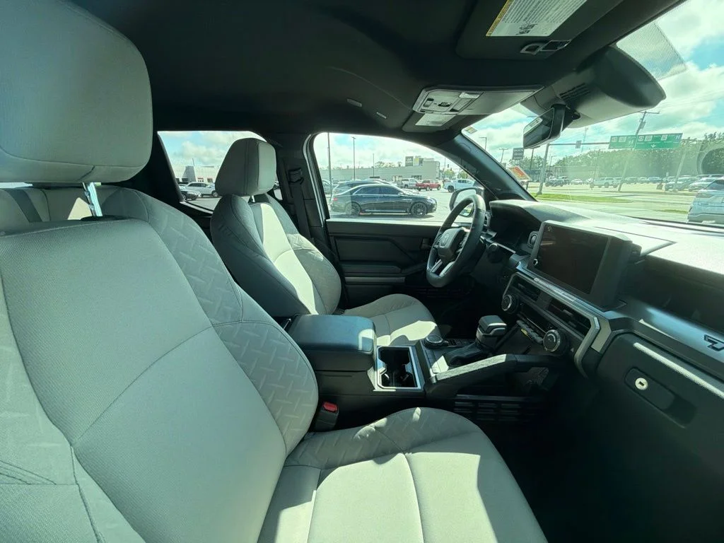 Used 2025 Celestial Silver Metallic Toyota SR5 image 3