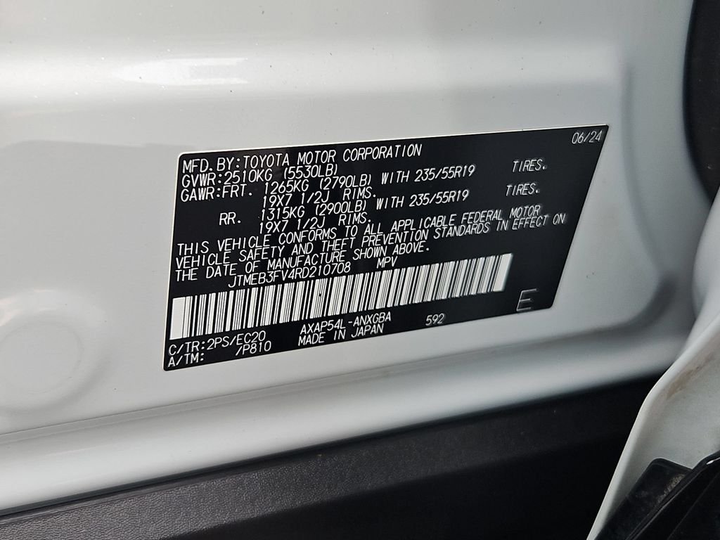 Used 2024 Wind Chill Pearl/Midnight Black Metallic Toyota XSE image 32