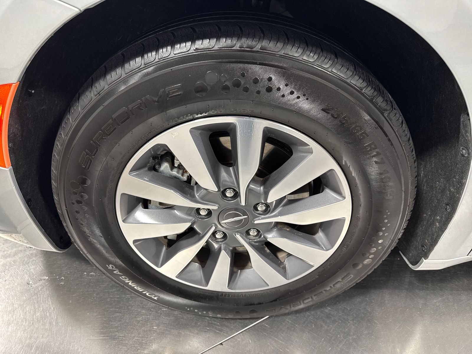Used 2023 Chrysler Pacifica Hybrid Limited with VIN 2C4RC1S73PR618444 for sale in Portland, OR