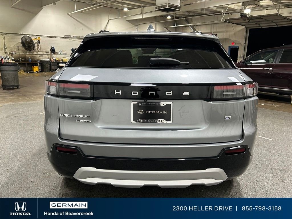 Used 2025 Mercury Silver Metallic Honda Touring image 7