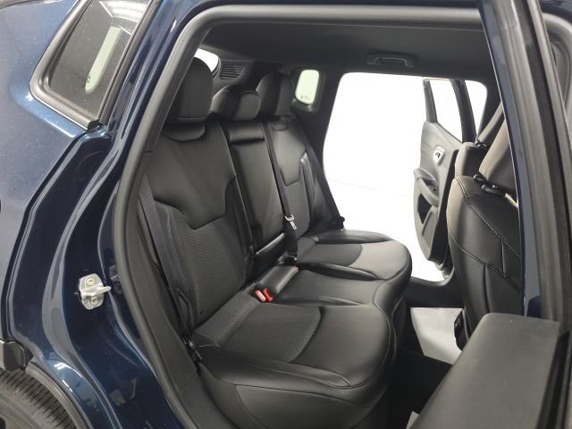 New 2026 Fathom Blue Pearl Coat Jeep Latitude image 20