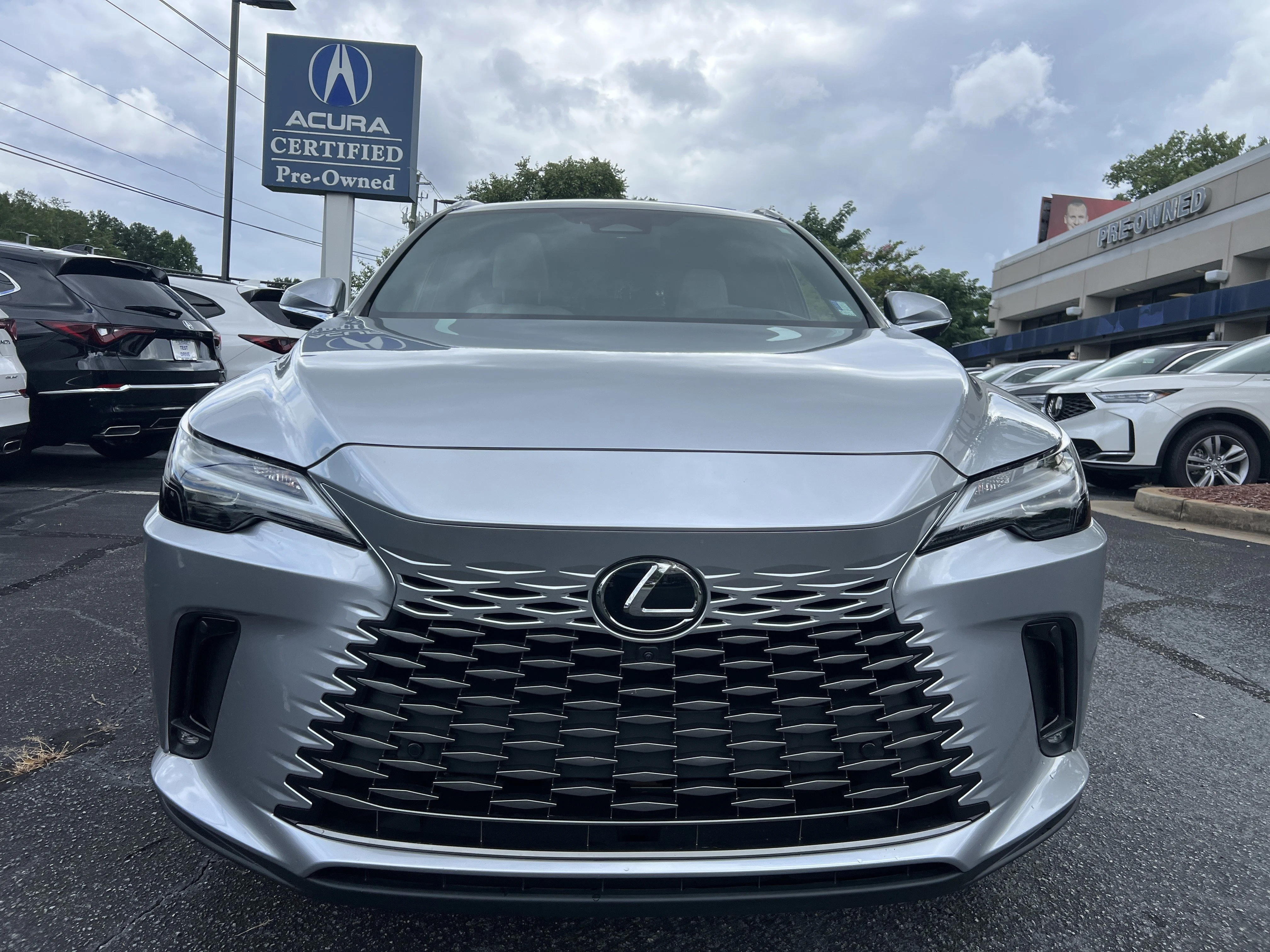 Used 2024 Iridium Lexus RX 350 Premium Plus image 8