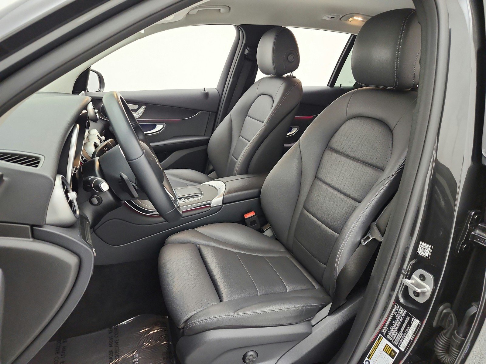 Used 2022 Graphite Grey Metallic Mercedes-Benz GLC 300 SUV image 15