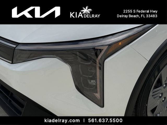 New 2026 Snow White Pearl Kia LX image 6