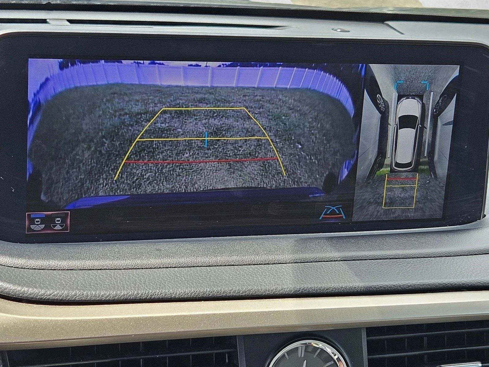 Used 2022 Nightfall Mica Lexus RX 450h image 12