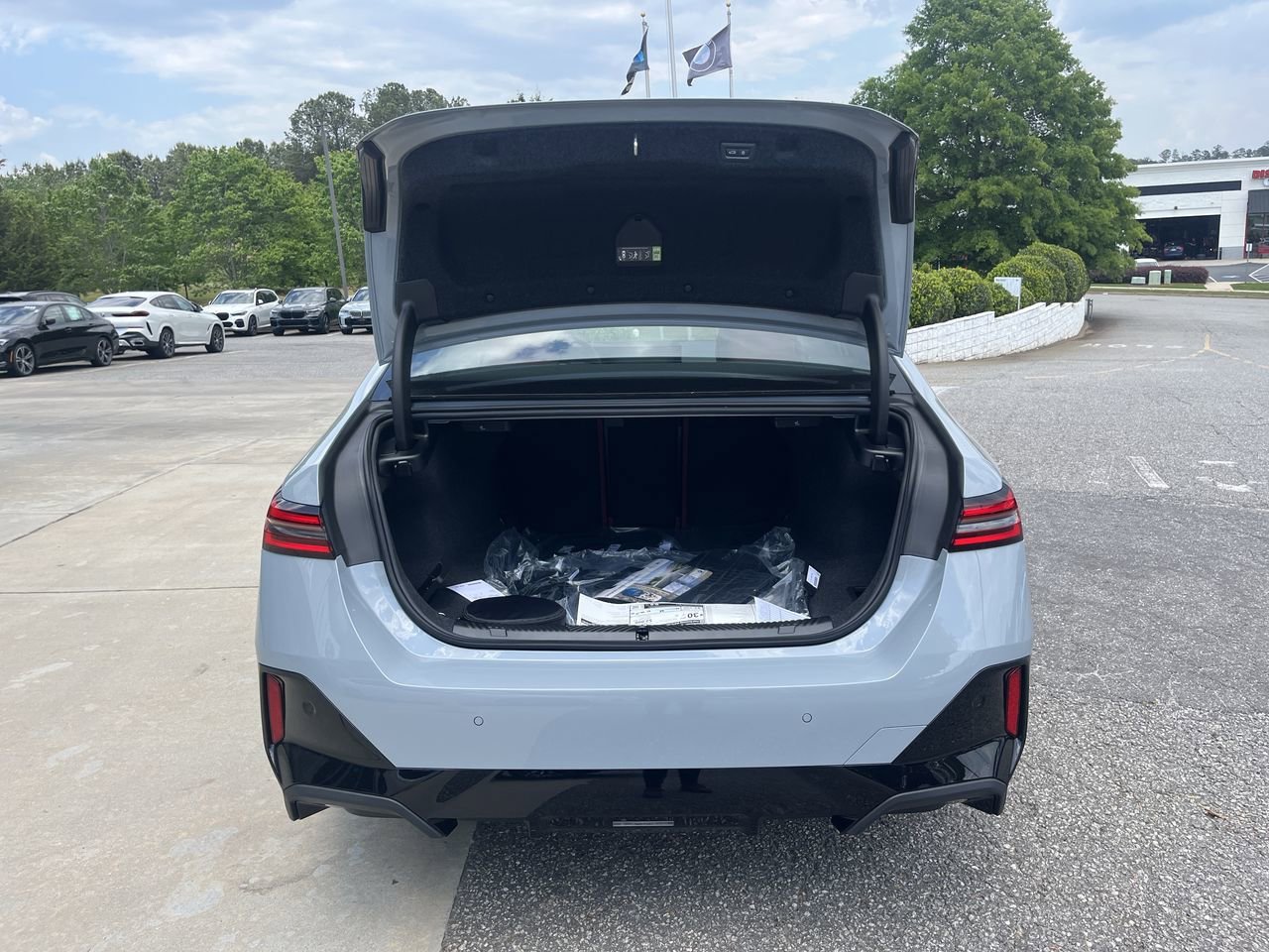 New 2026 Brooklyn Grey Metallic BMW 530i xDrive image 34