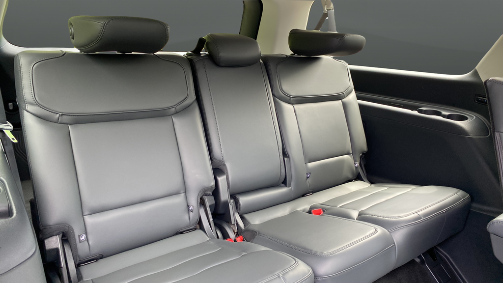 New 2026 Glacier Gray Metallic Tri-Coat Ford Active image 26