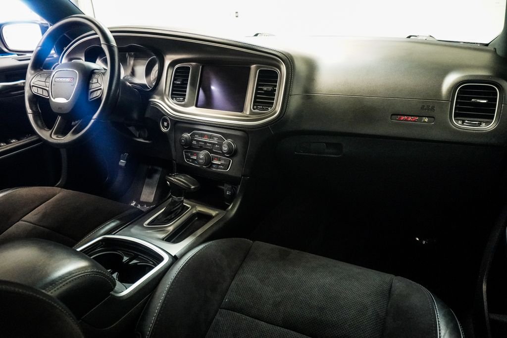 Used 2022 Black Dodge R/T Scat Pack image 9