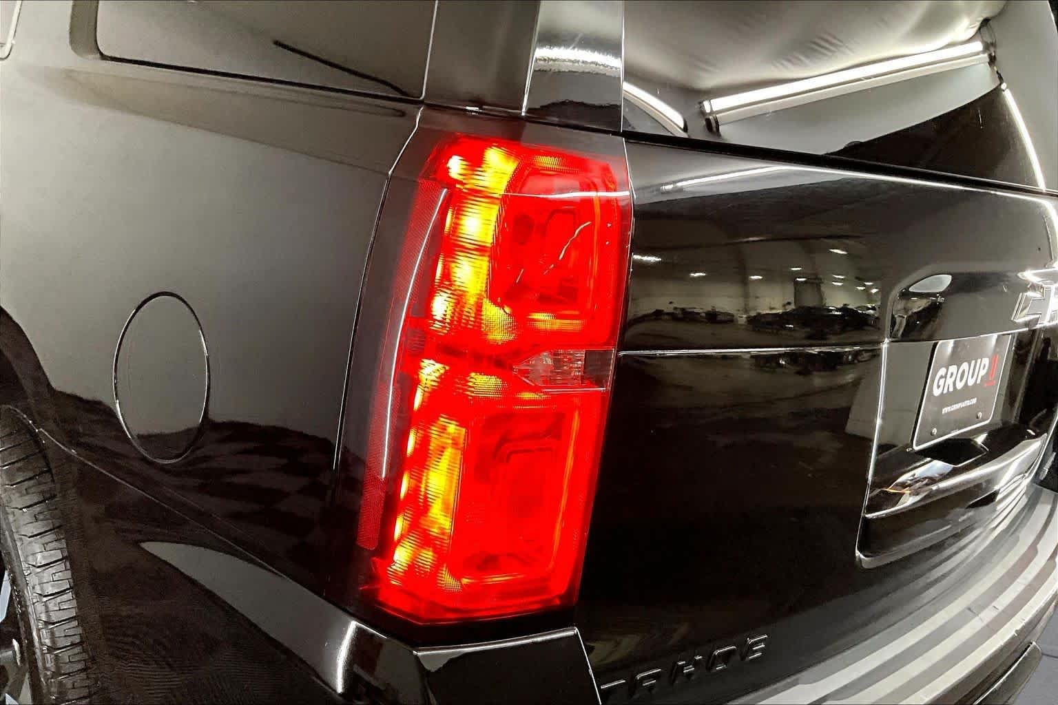 Used 2018 Black Chevrolet Premier image 28