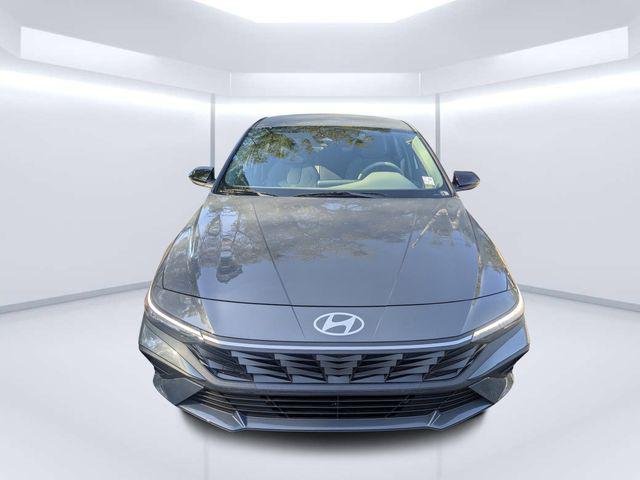 New 2026 Gray Hyundai SEL Sport image 8