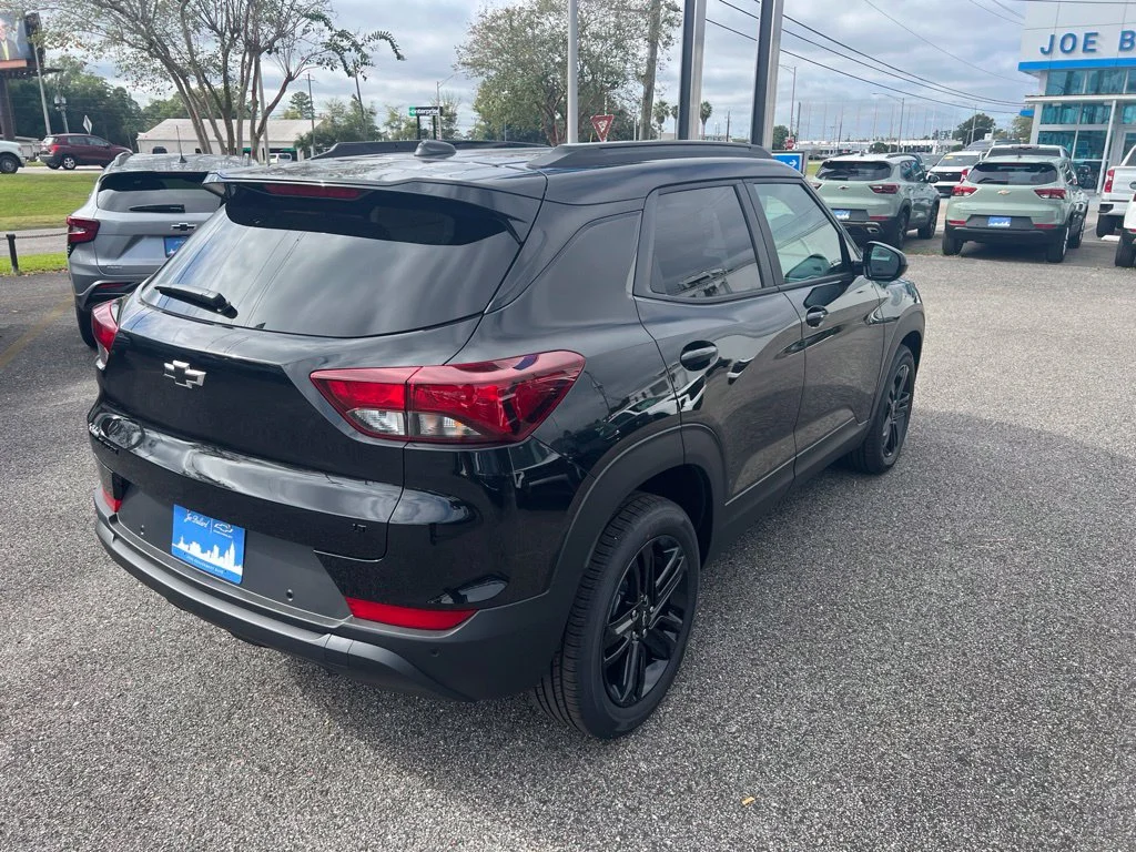 New 2026 Black Metallic Chevrolet LT image 5