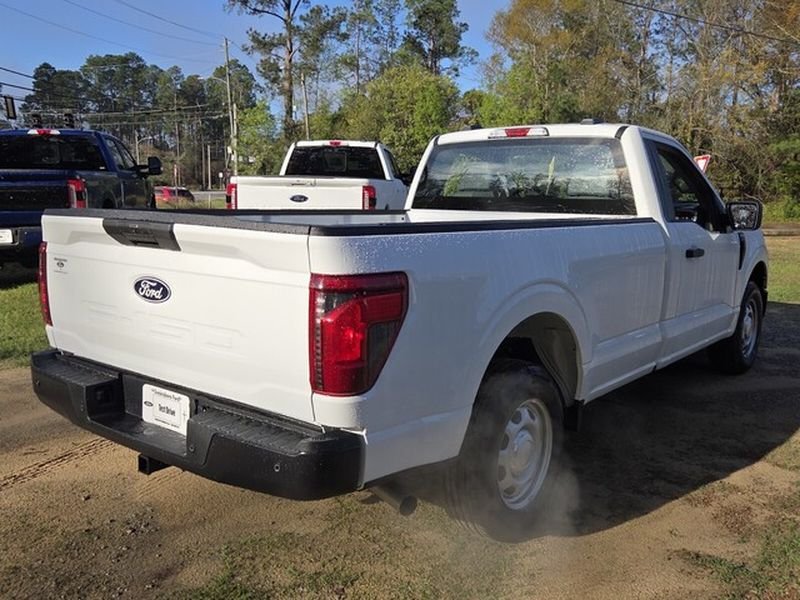 New 2026 Oxford White Ford XL image 11