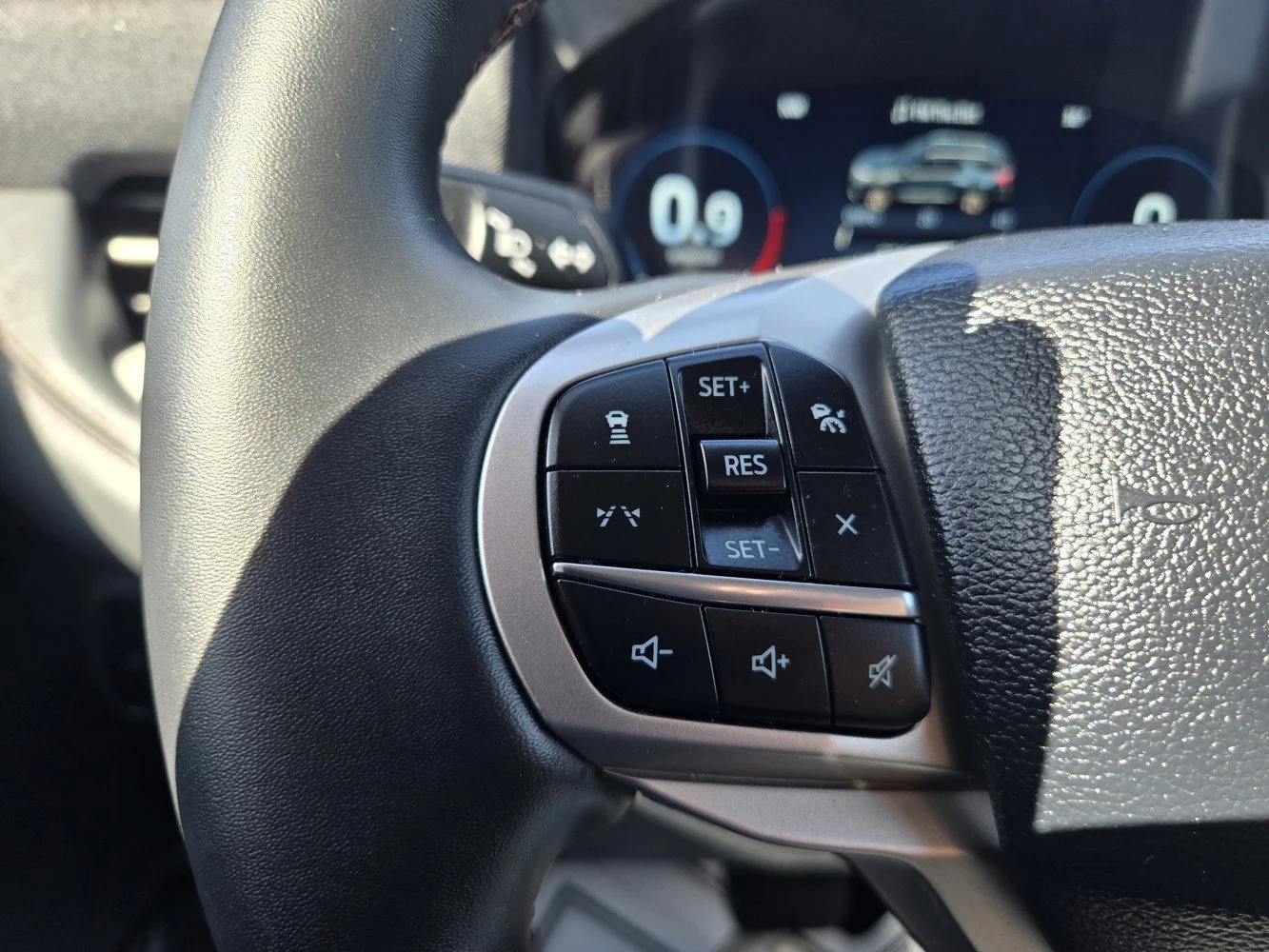 Used 2025 Blue Ford Active image 21
