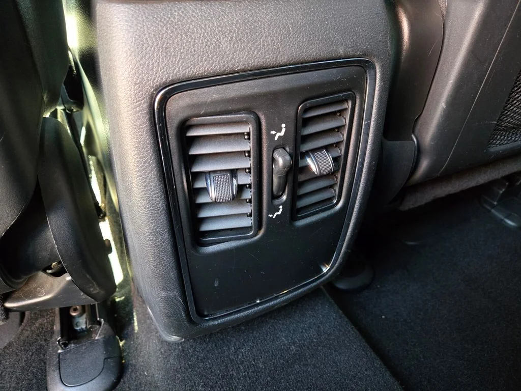 Used 2019 Gray Jeep Laredo E image 16