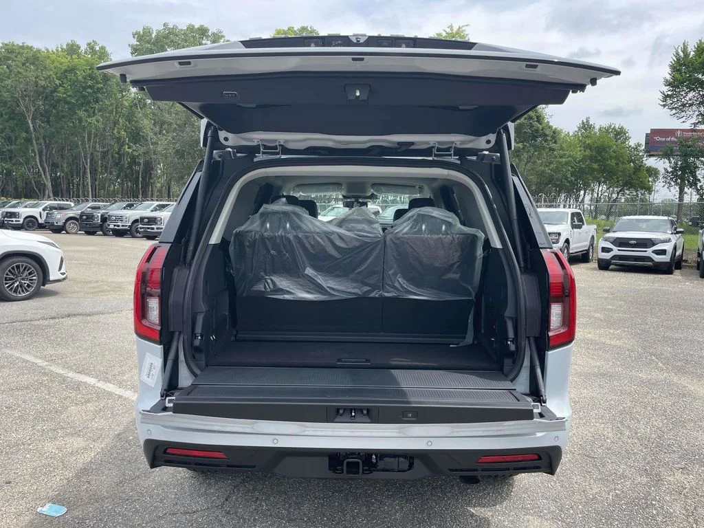New 2026 Silver Ford Active image 10