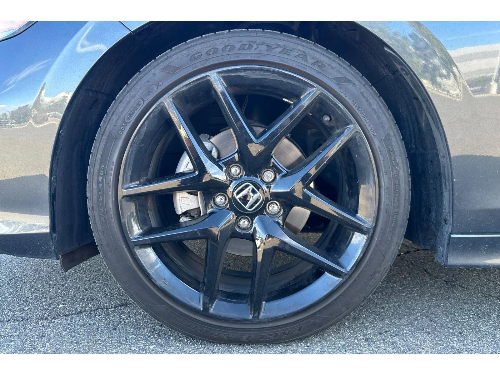 Used 2025 Meteorite Gray Metallic Honda Sport image 43