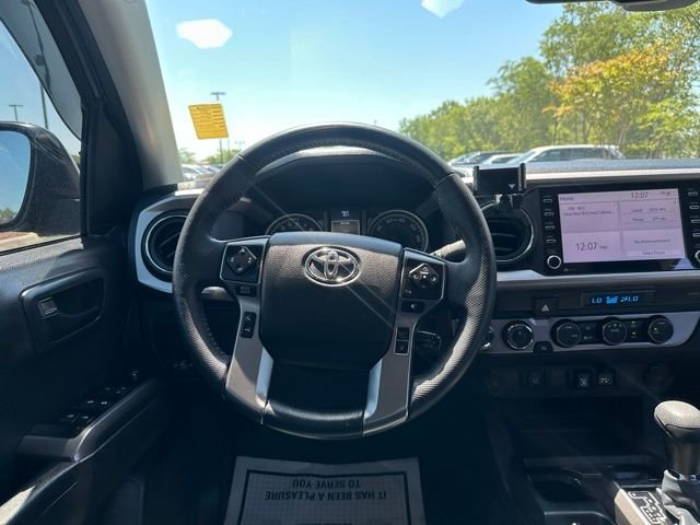 Used 2023  Toyota Trail Edition image 21
