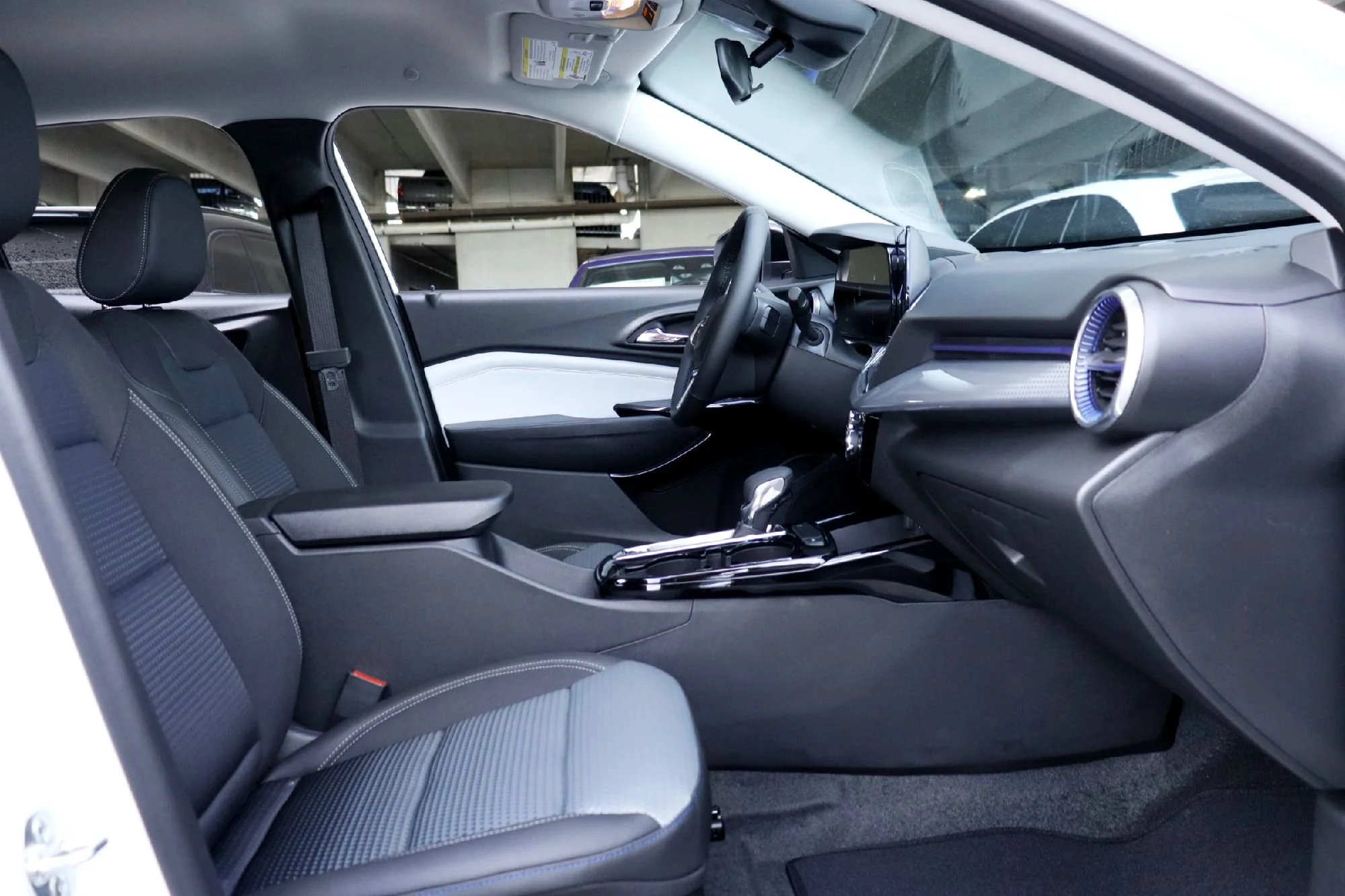New 2026 White Chevrolet LT image 13
