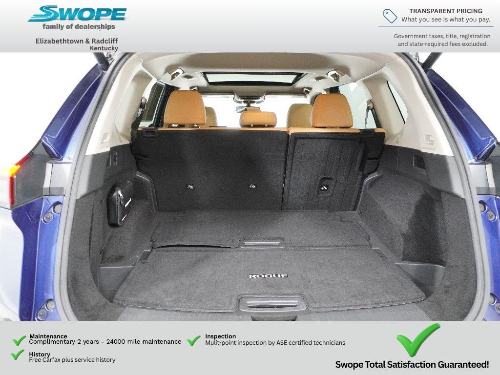 Used 2021 Caspian Blue Metallic/Super Black Nissan Platinum image 31